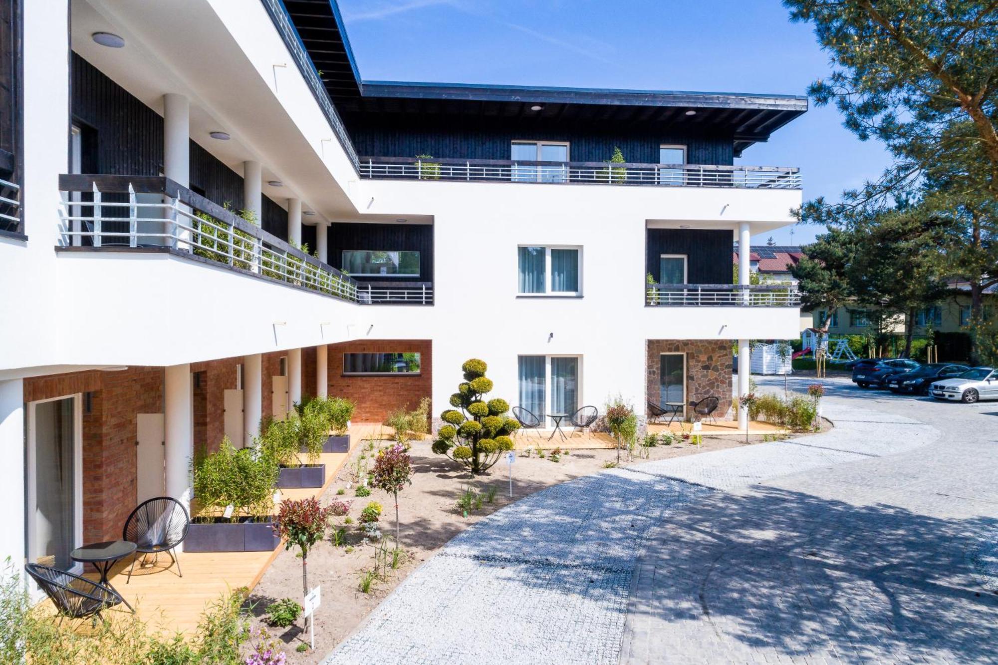 Apartamenty Przy Plazy Z Basenem Z Podgrzewana Woda I Mini Spa - Osrodek Kolonijno-Wczasowy Mewa Niechorze Ngoại thất bức ảnh