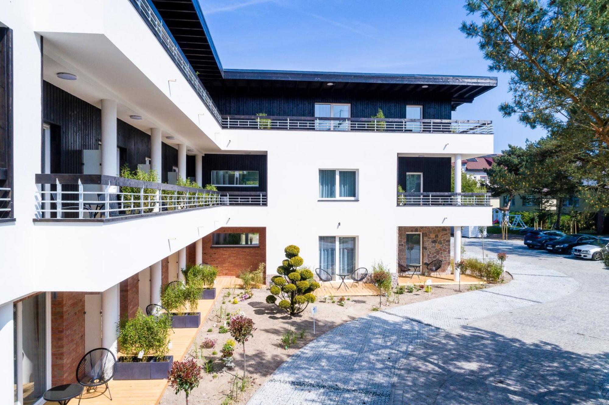 Apartamenty Przy Plazy Z Basenem Z Podgrzewana Woda I Mini Spa - Osrodek Kolonijno-Wczasowy Mewa Niechorze Ngoại thất bức ảnh