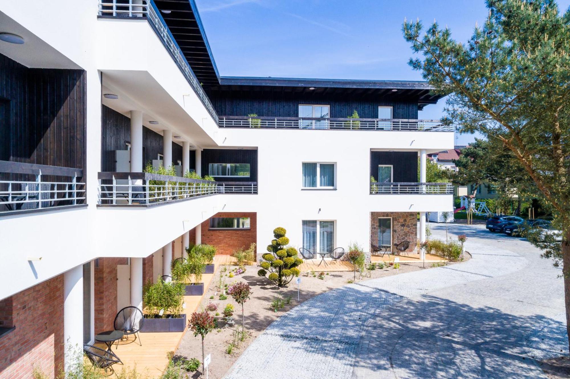 Apartamenty Przy Plazy Z Basenem Z Podgrzewana Woda I Mini Spa - Osrodek Kolonijno-Wczasowy Mewa Niechorze Ngoại thất bức ảnh