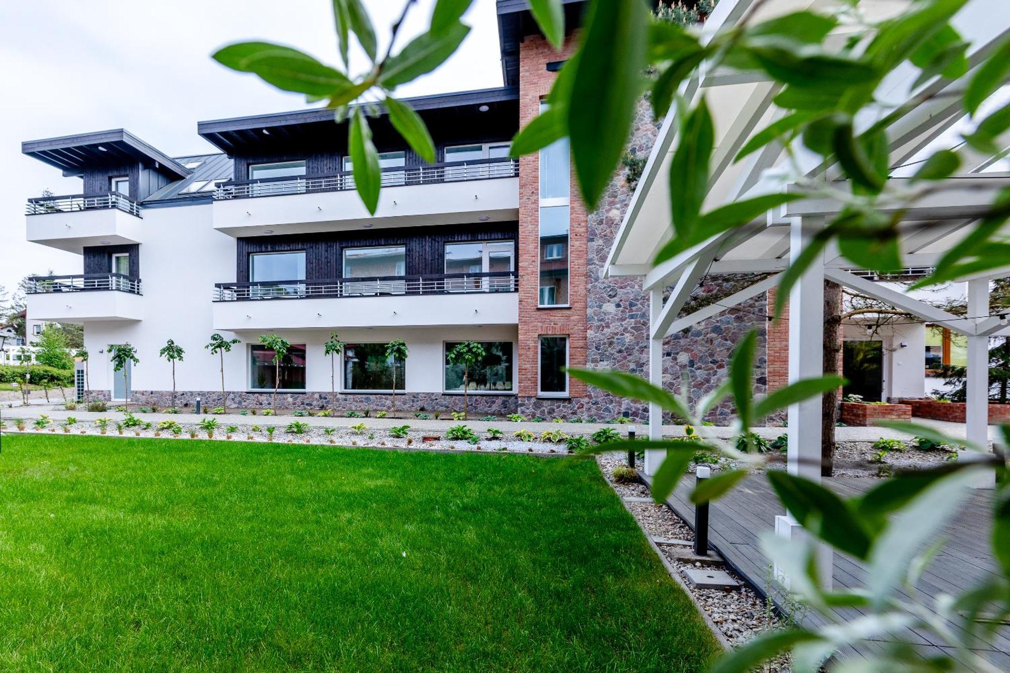 Apartamenty Przy Plazy Z Basenem Z Podgrzewana Woda I Mini Spa - Osrodek Kolonijno-Wczasowy Mewa Niechorze Ngoại thất bức ảnh
