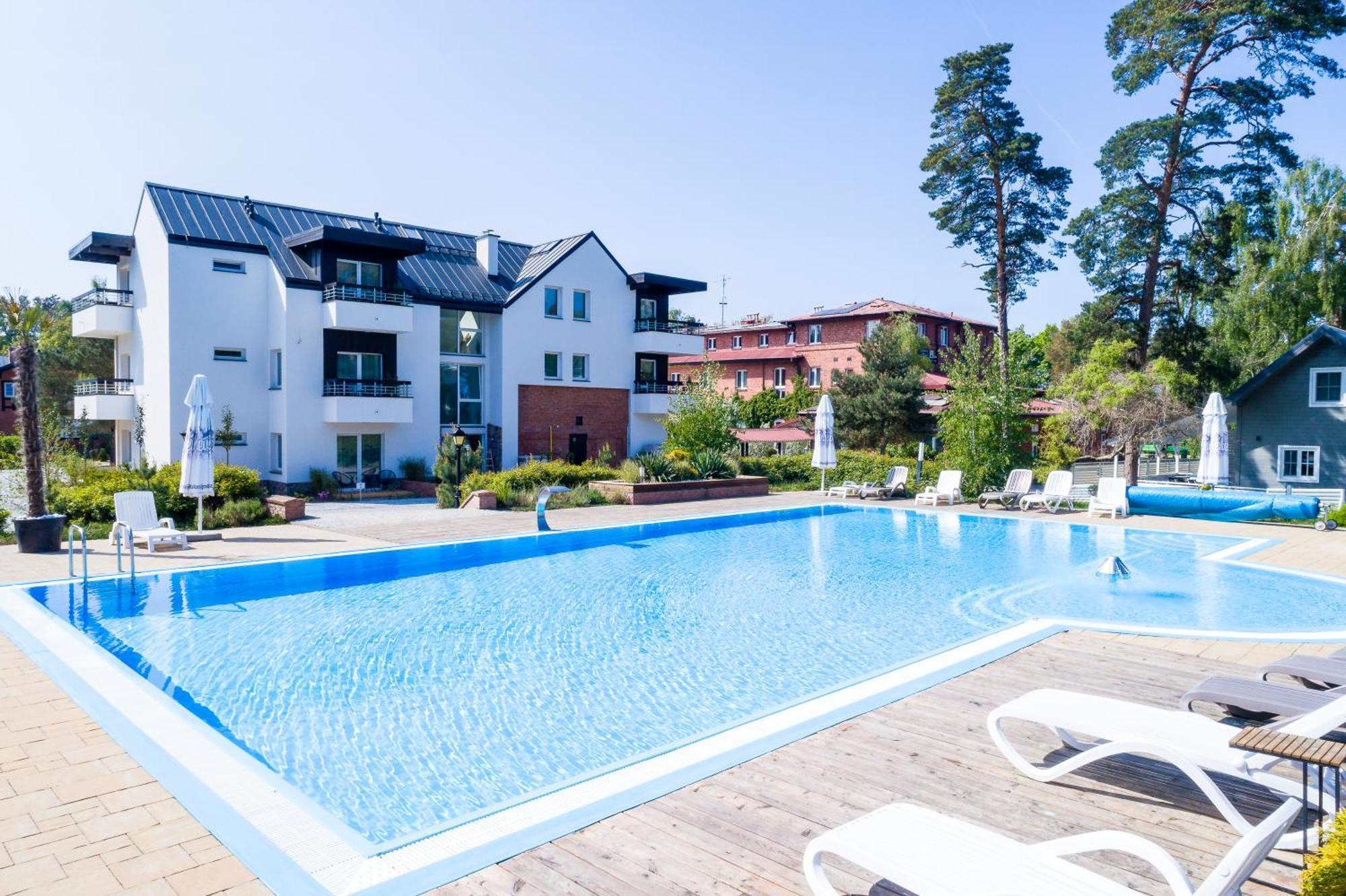 Apartamenty Przy Plazy Z Basenem Z Podgrzewana Woda I Mini Spa - Osrodek Kolonijno-Wczasowy Mewa Niechorze Ngoại thất bức ảnh